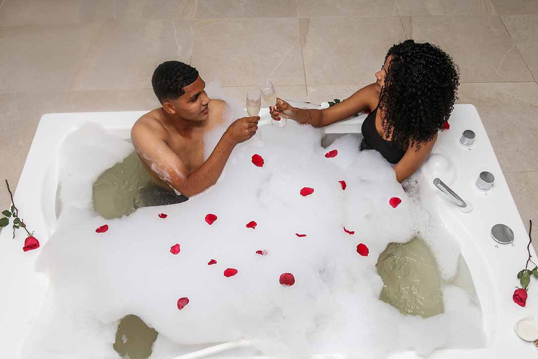 070_alta_playabachata Spa.jpg